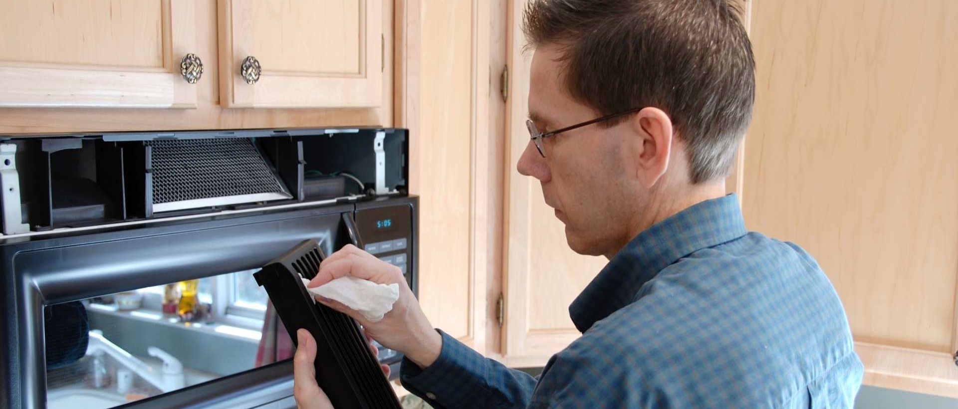 Kitchen fitters TW20